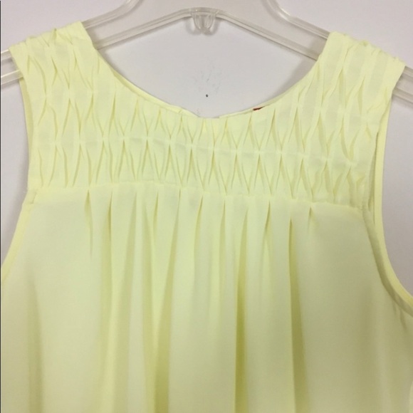 Elle Lemon Yellow Sleeveless Blouse Size XS - Picture 2 of 8
